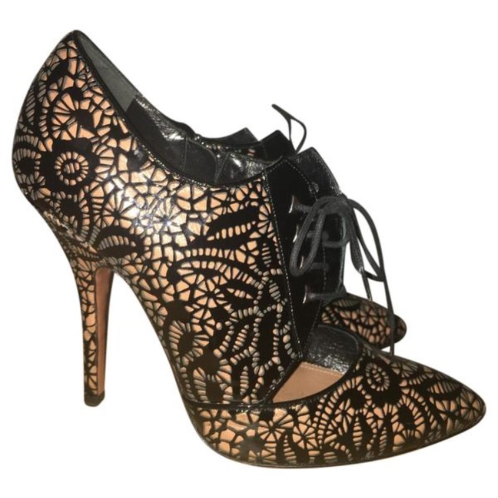Alaia Floral Cut Patent Leather Perforated Heels